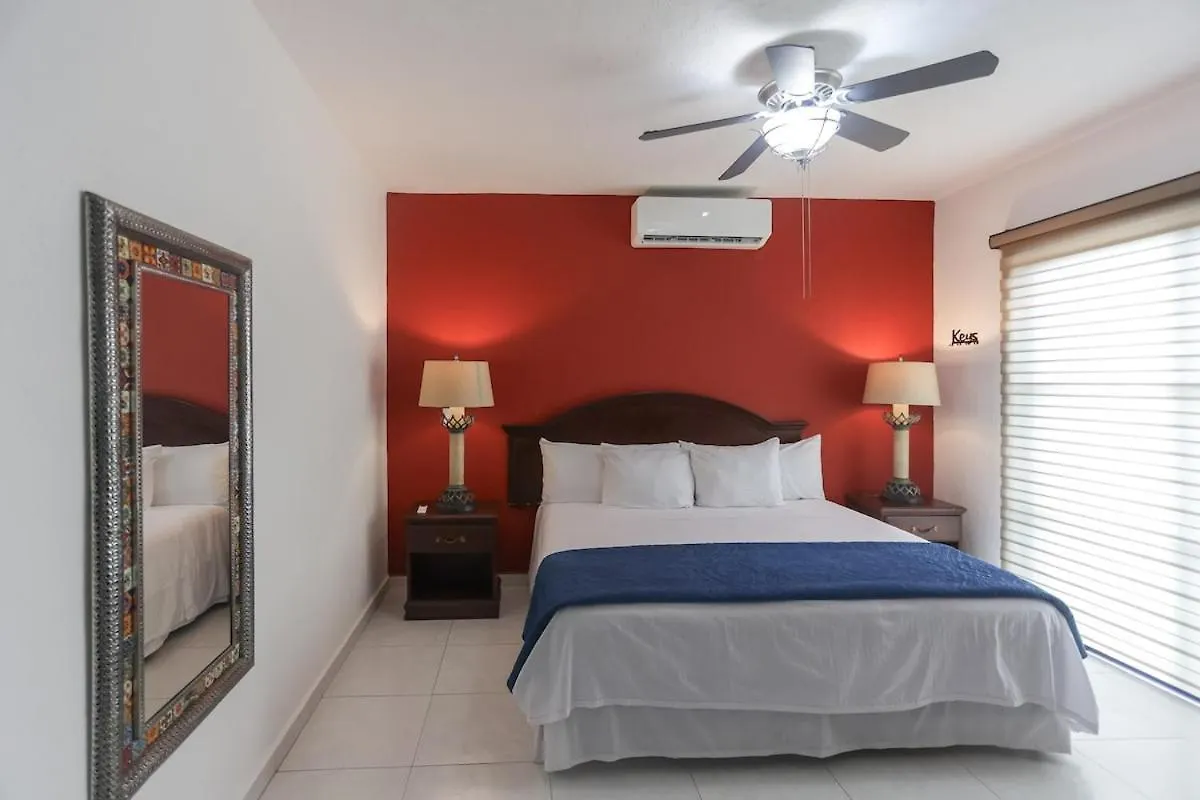 Downtown Villa For 7 Guests, Access To Pool! Cancun Mexico