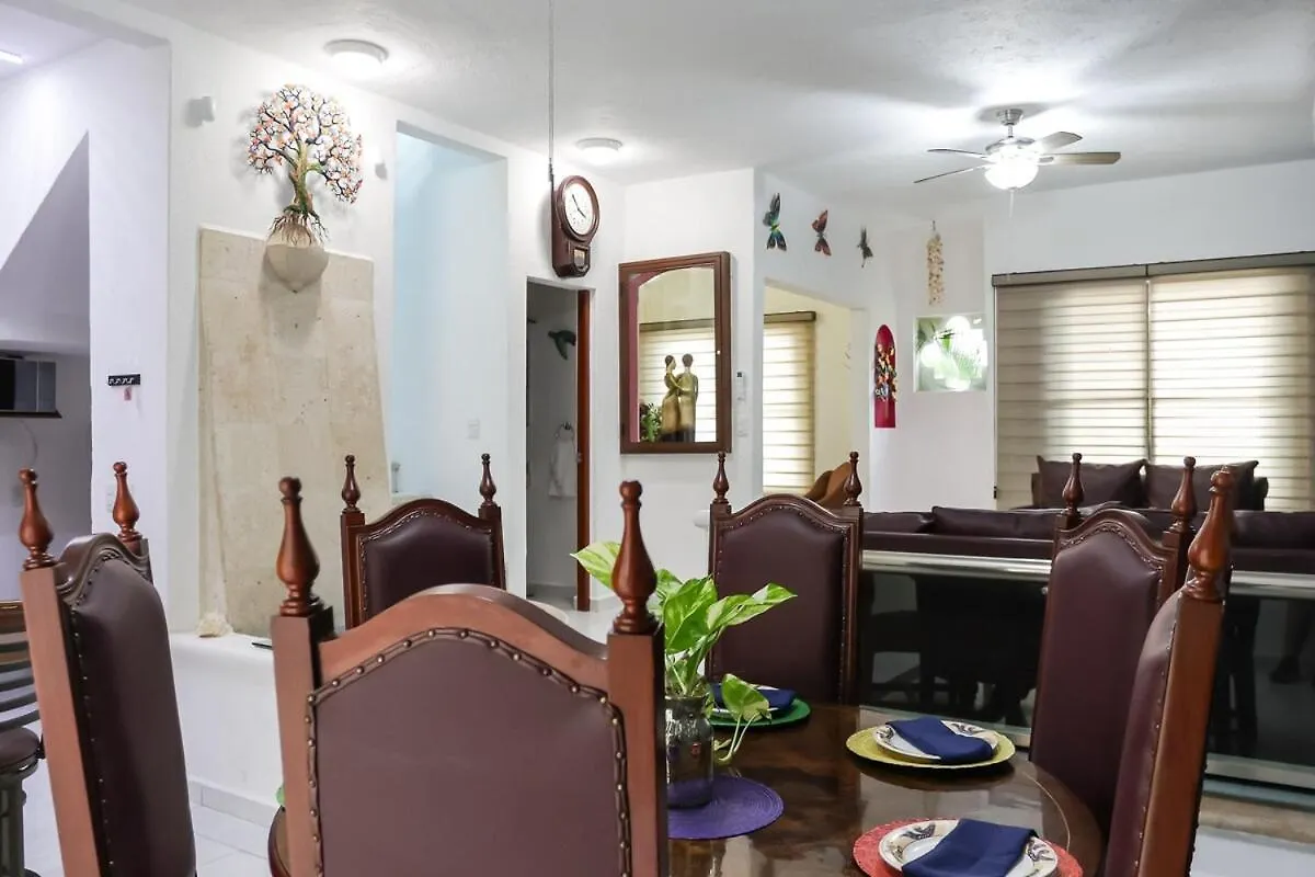 Holiday home Downtown Villa For 7 Guests, Access To Pool! Cancun