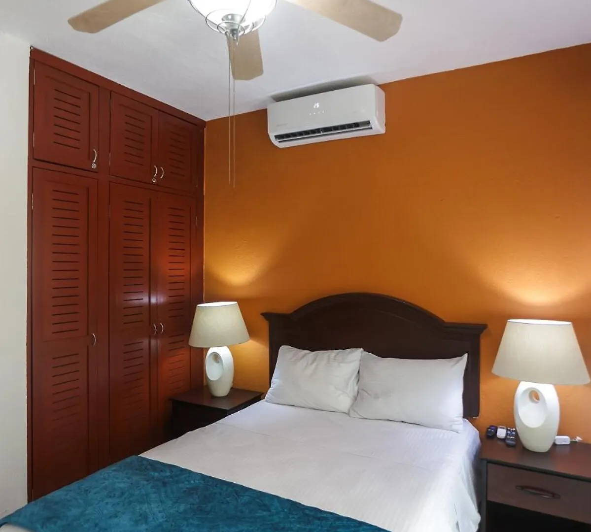 Holiday home Downtown Villa For 7 Guests, Access To Pool! Cancun Mexico